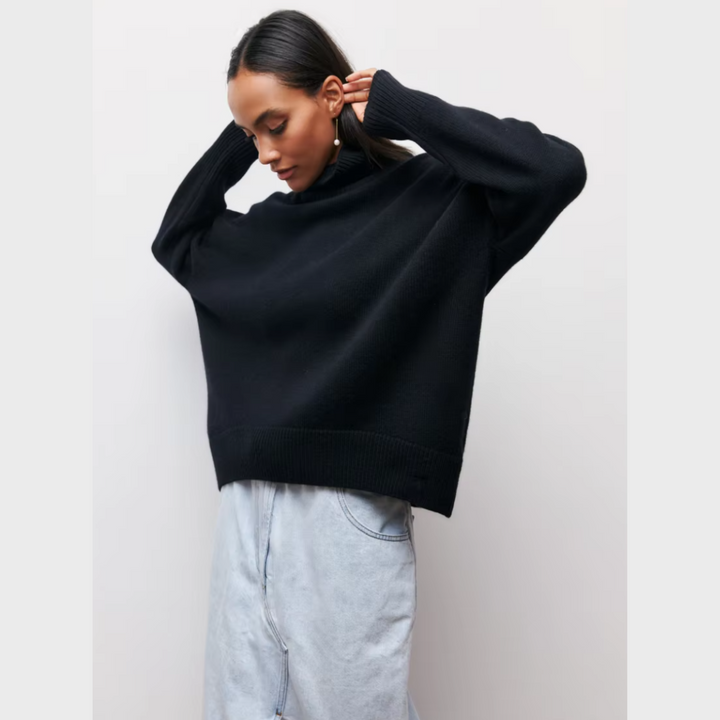NORTHLINE STUDIO | Cozy Turtleneck Sweater