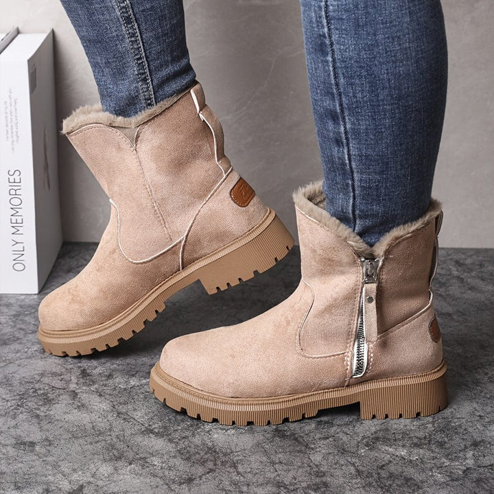 NORTHLINE STUDIO | Greek Winter Boots