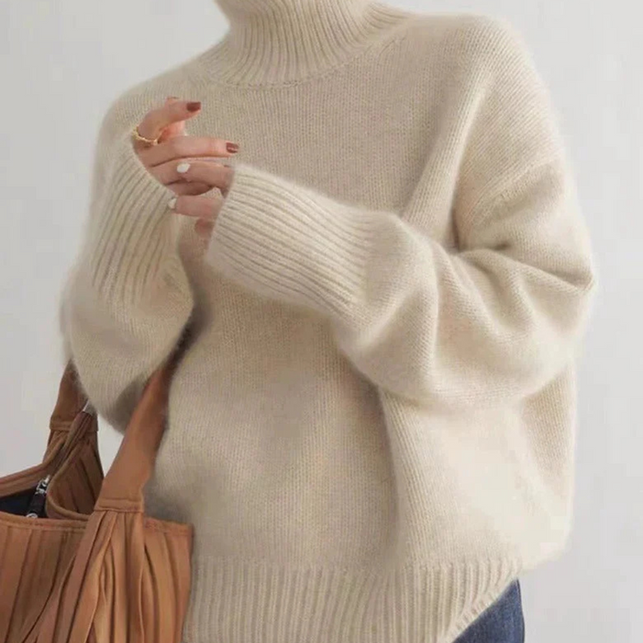 Amelia - Cashmere Turtleneck