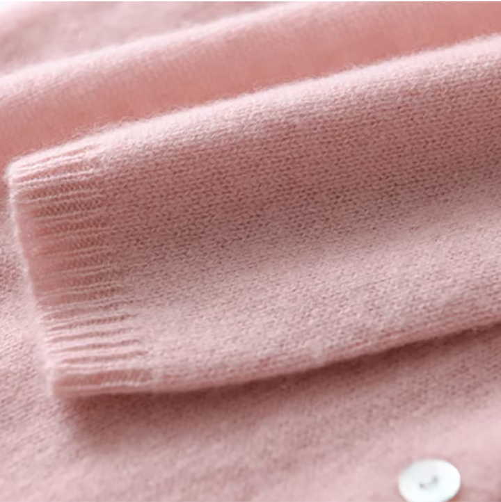 NORTHLINE STUDIO | Elegant Wool Cardigan