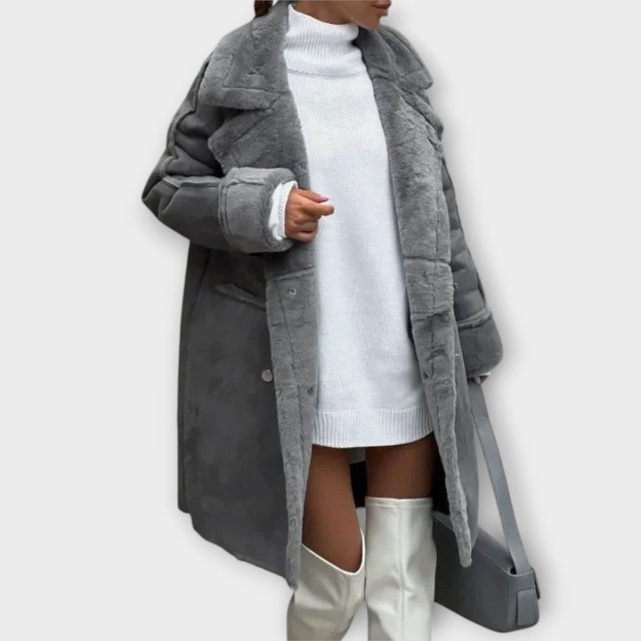 NORTHLINE STUDIO | Elegant Winter Coat