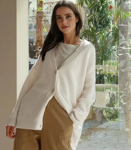 NORTHLINE STUDIO | Elegant Cardigan