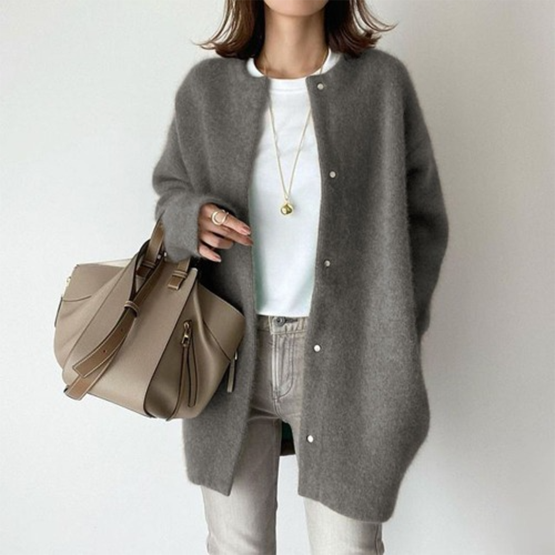 NORTHLINE STUDIO | Refined Layering Cardigan
