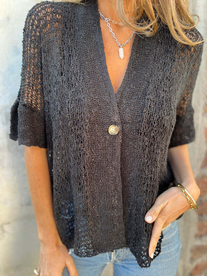 NORTHLINE STUDIO | LIGHTWEIGHT BUTTONED KNIT TOP