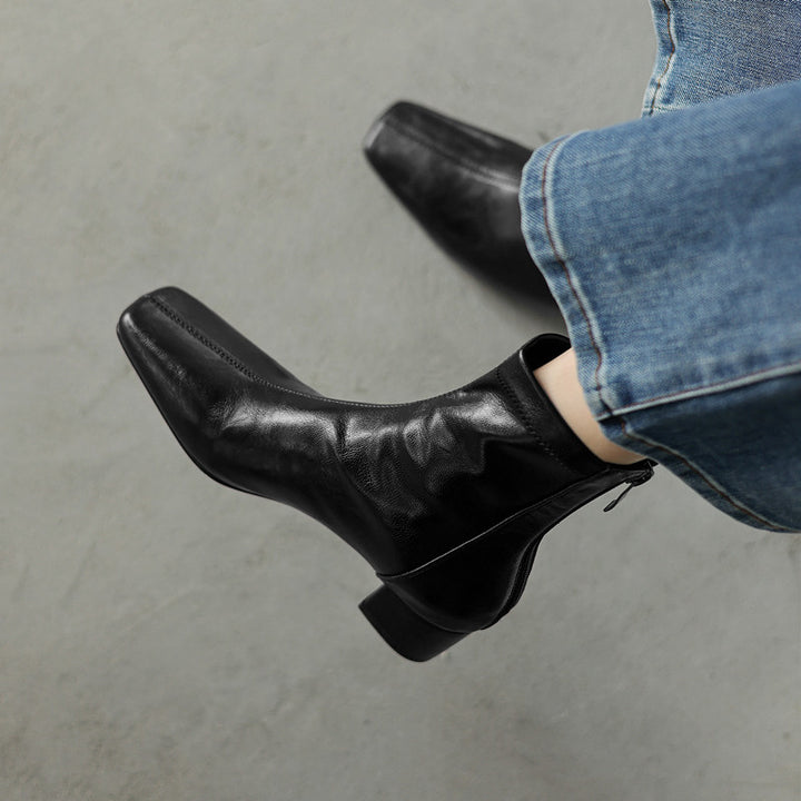 NORTHLINE STUDIO | MINIMALIST BLOCK-HEEL ANKLE BOOTS