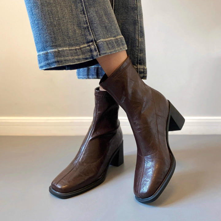 NORTHLINE STUDIO | SQUARE-TOE BLOCK HEEL BOOTS