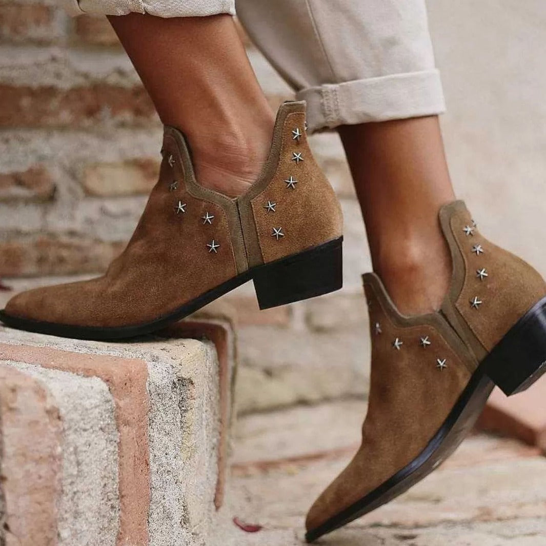 NORTHLINE STUDIO | WESTERN BOOTS WITH STUDS