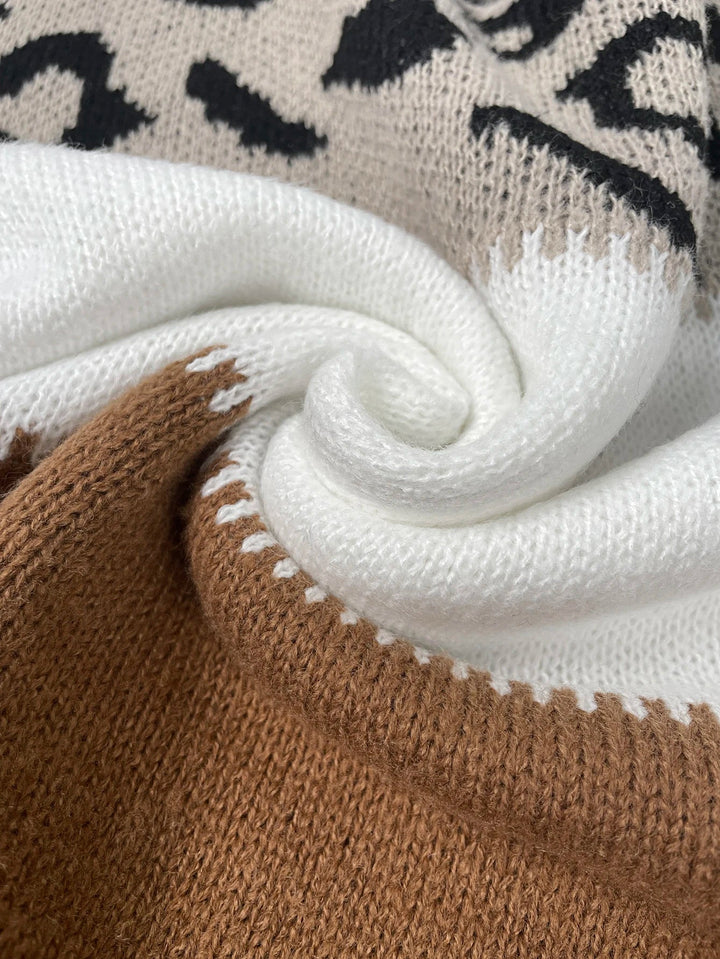 NORTHLINE STUDIO | Sweater with Leopard Print