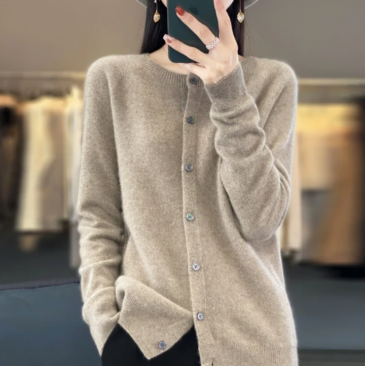 NORTHLINE STUDIO | Classic Cardigan