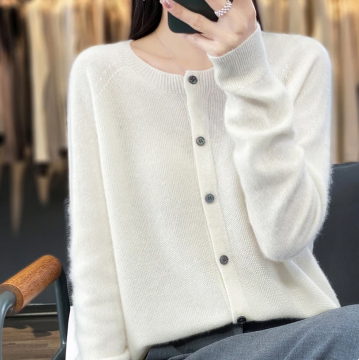NORTHLINE STUDIO | Classic Cardigan