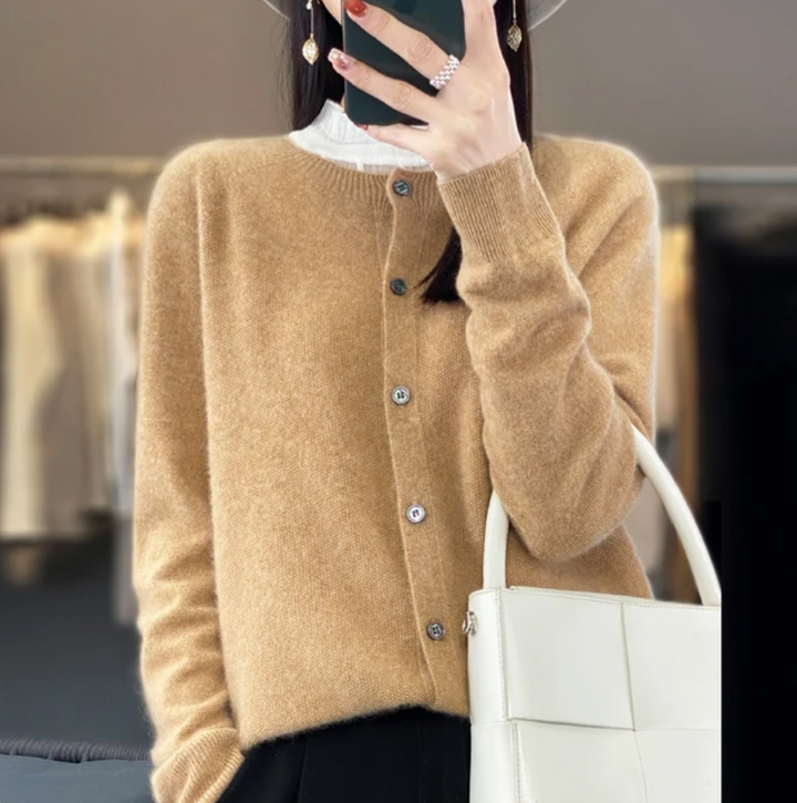 NORTHLINE STUDIO | Classic Cardigan