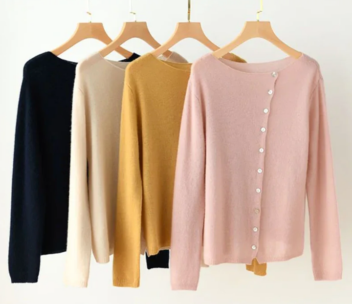 NORTHLINE STUDIO | Elegant Wool Cardigan