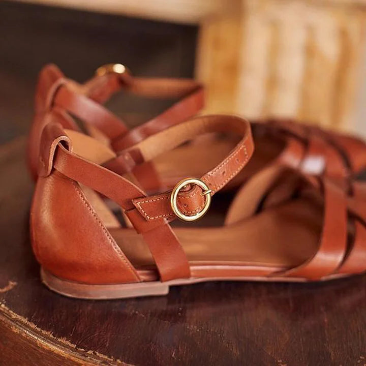 NORTHLINE STUDIO | STRAPPY FLAT SANDALS