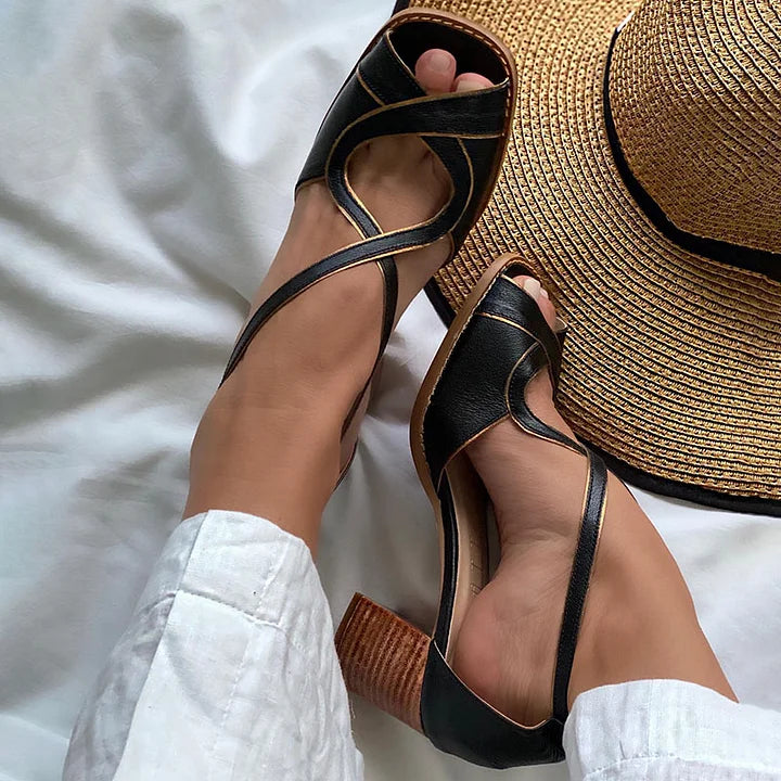 NORTHLINE STUDIO | ELEGANT SANDAL WITH CROSS STRAPS