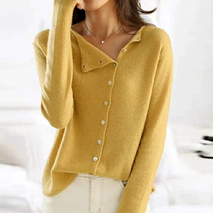 NORTHLINE STUDIO | Elegant Wool Cardigan