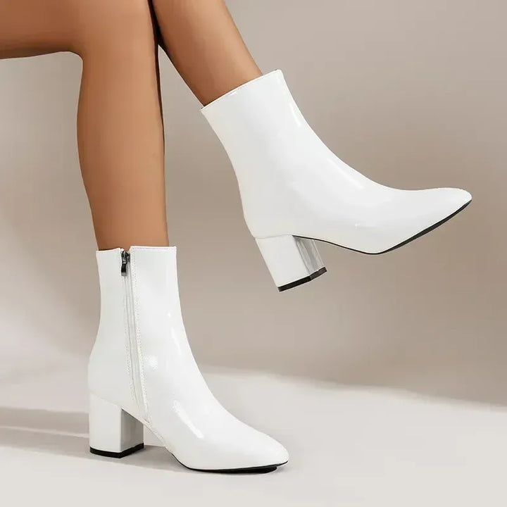 NORTHLINE STUDIO | GLOSSY WHITE ANKLE BOOTS