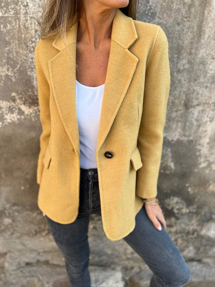 NORTHLINE STUDIO | CLASSIC TAILORED BLAZER